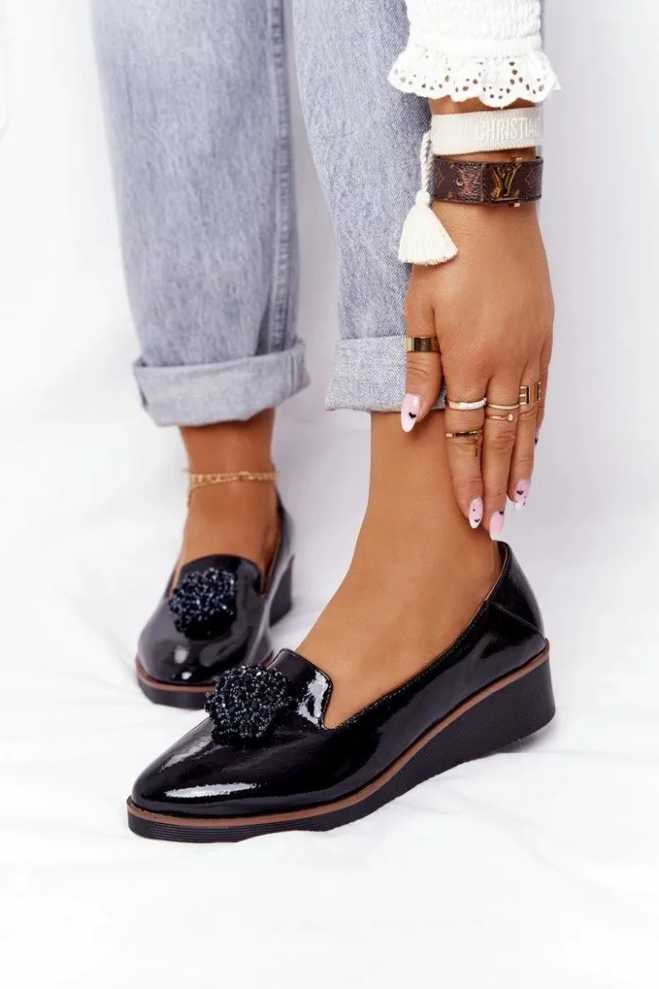 Damskie Buty damskie Vinceza Eleganckie Półbuty Na Koturnie Vinceza 10580 Lakierowane Czarne