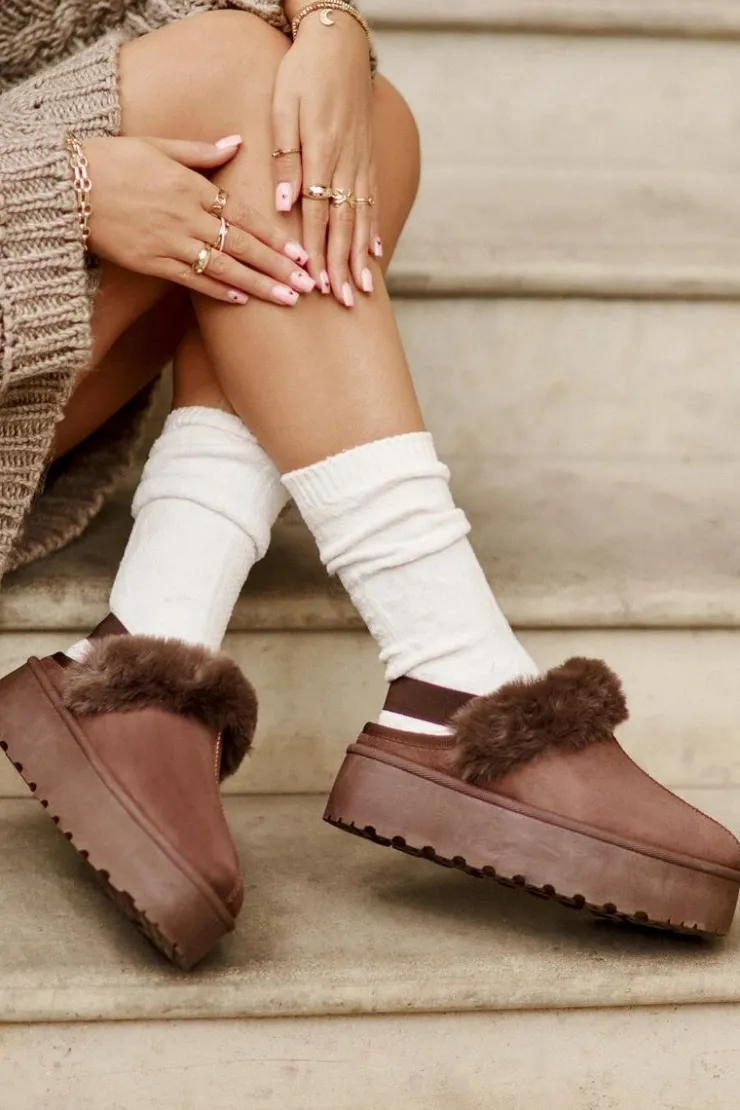 Outlet Boto Kapcie Damskie Na Platformie Z Futerkiem Brązowe Linaris