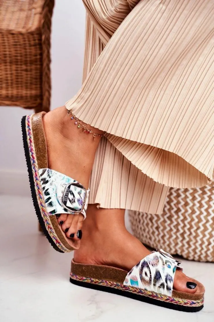 Big Star Shoes Klapki Damskie Big Star|Klapki Damskie Klasyczne*Klapki Damskie Big Star Metaliczny Wzór DD274127