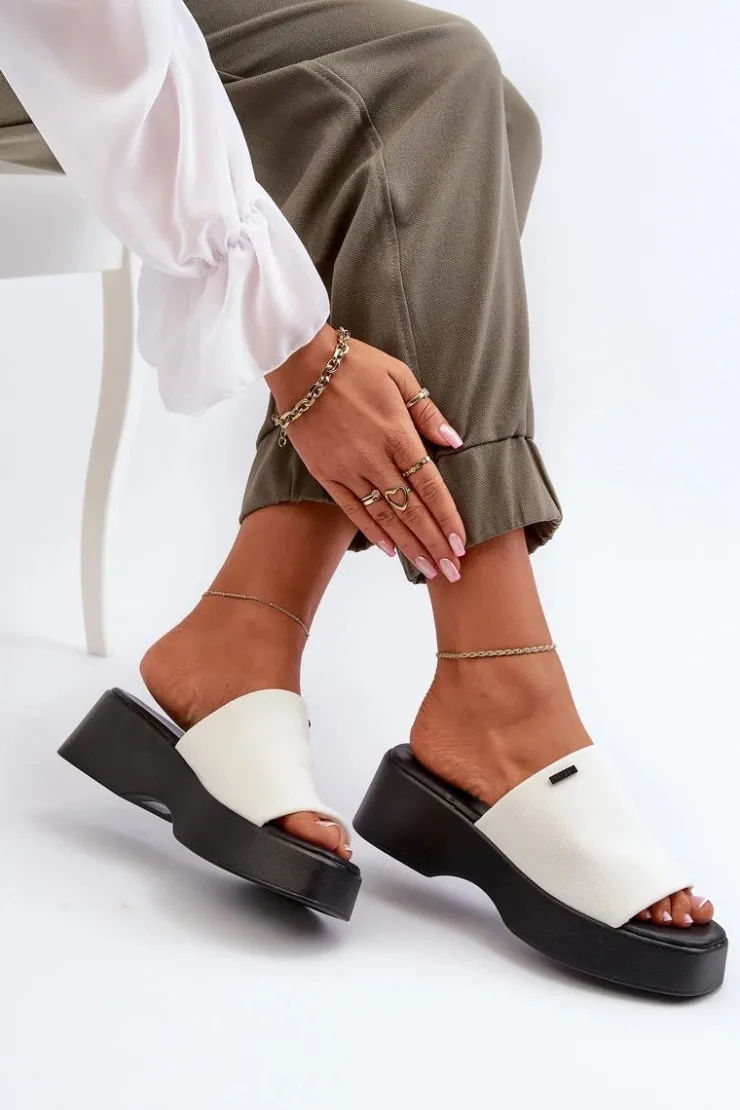 Big Star Shoes Klapki Damskie Big Star|Klapki Damskie Klasyczne*Klapki Damskie Big Star NN274022 Białe