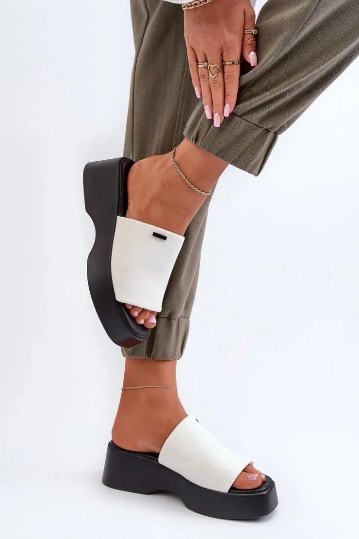 Big Star Shoes Klapki Damskie Big Star|Klapki Damskie Klasyczne*Klapki Damskie Big Star NN274022 Białe