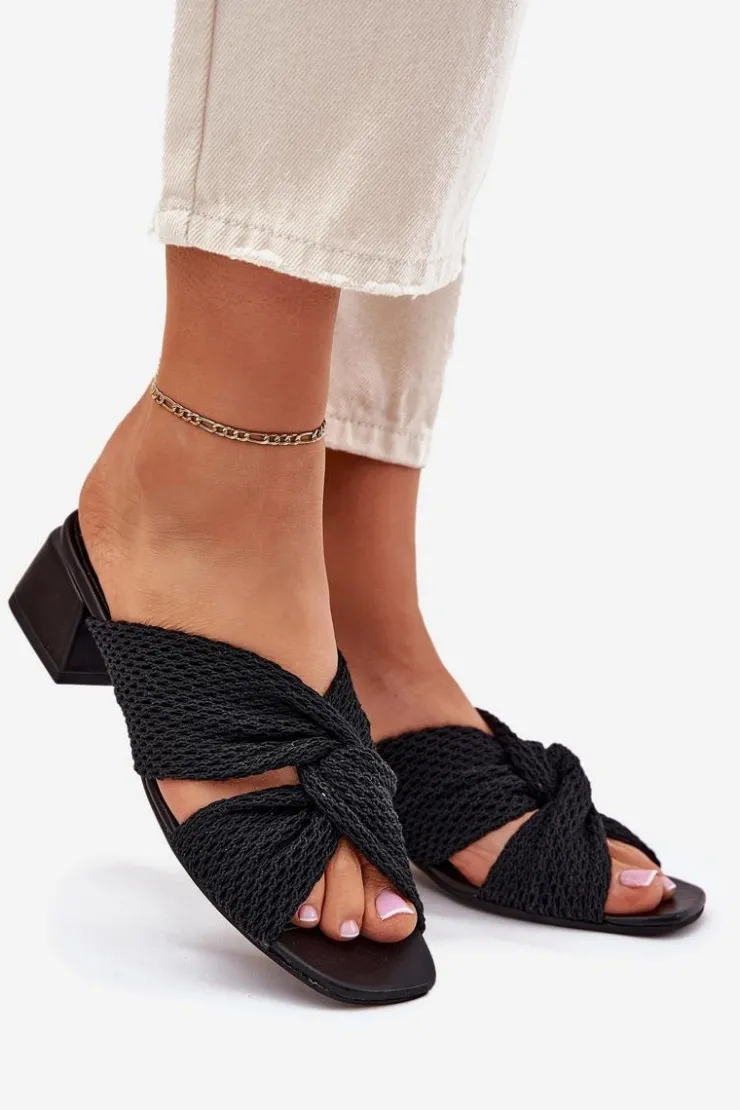 Damskie Maciejka Klapki Damskie Na Klocku 06955-01 Czarne