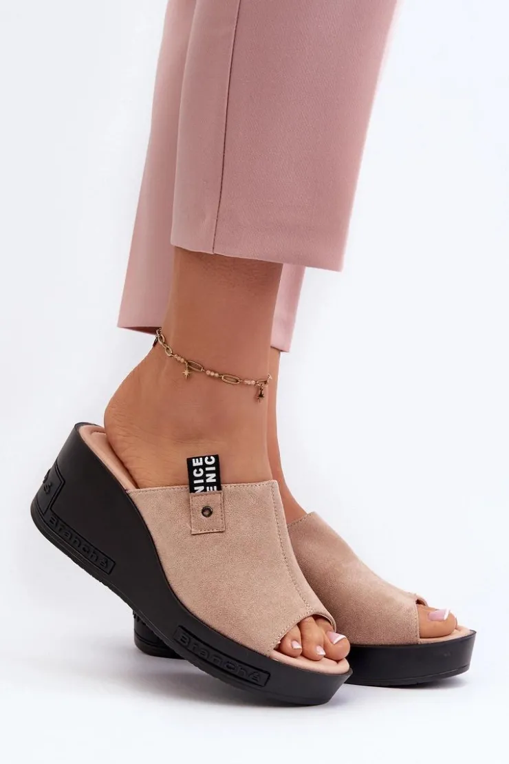 Damskie Buty damskie Vinceza Klapki Damskie Na Koturnie Beżowe Vleni