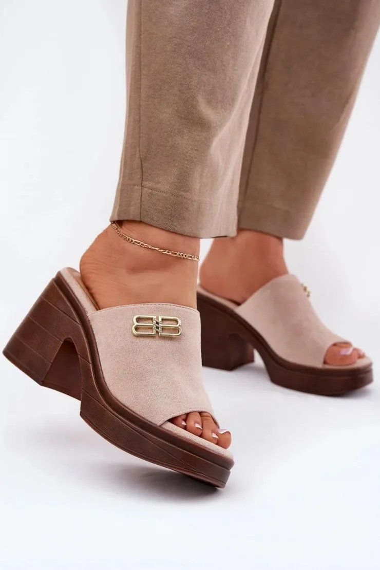 Buty damskie Vinceza Klapki Na Obcasie*Klapki Damskie Na Masywnym Obcasie Ze Złotym Detalem Vinceza 17400 Beżowe Beżowy