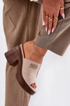 Buty damskie Vinceza Klapki Na Obcasie*Klapki Damskie Na Masywnym Obcasie Ze Złotym Detalem Vinceza 17400 Beżowe Beżowy