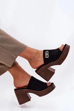 Damskie Buty damskie Vinceza Klapki Damskie Na Masywnym Obcasie Ze Złotym Detalem Vinceza 17400 Czarne