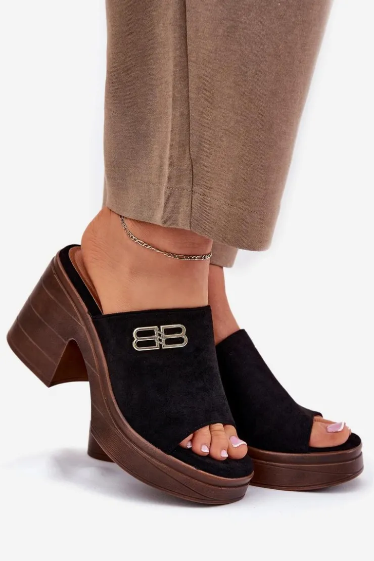 Damskie Buty damskie Vinceza Klapki Damskie Na Masywnym Obcasie Ze Złotym Detalem Vinceza 17400 Czarne