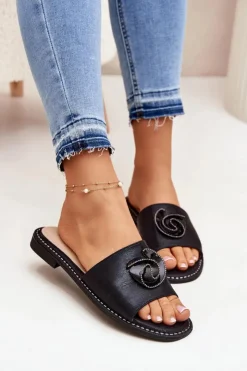 Online Damskie buty S.Barski Klapki Damskie Na Płaskim Obcasie Z Ozdobnym Detalem KV51-007 Czarne Czarny