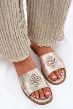 Damskie buty S.Barski Klapki Damskie Klasyczne*Klapki Damskie Na Płaskim Obcasie Z Ozdobnym Detalem S.Barski KV51-087 Złote