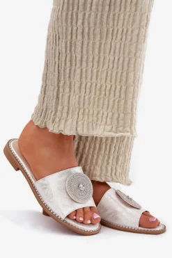 Discount Damskie buty S.Barski Klapki Damskie Na Płaskim Obcasie Z Ozdobą S.Barski KV51-013 Srebrne Srebrny