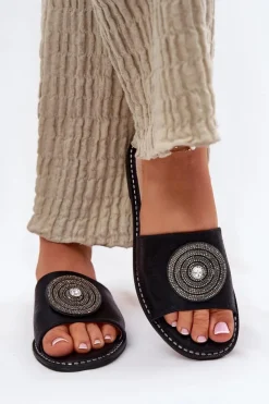 Damskie buty S.Barski Klapki Damskie Klasyczne*Klapki Damskie Na Płaskim Obcasie Z Ozdobą S.Barski KV51-013 Czarne Czarny