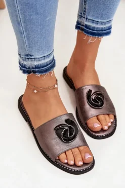 Damskie buty S.Barski Klapki Damskie Klasyczne*Klapki Damskie Na Płaskim Obcasie Z Ozdobnym Detalem KV51-007 Grafitowe Srebrny