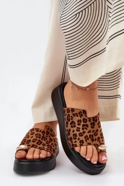 Damskie Boto Klapki Damskie Na Platformie I Niskim Koturnie Z Ozdobnym Detalem Panterka Brązowe Saqesse