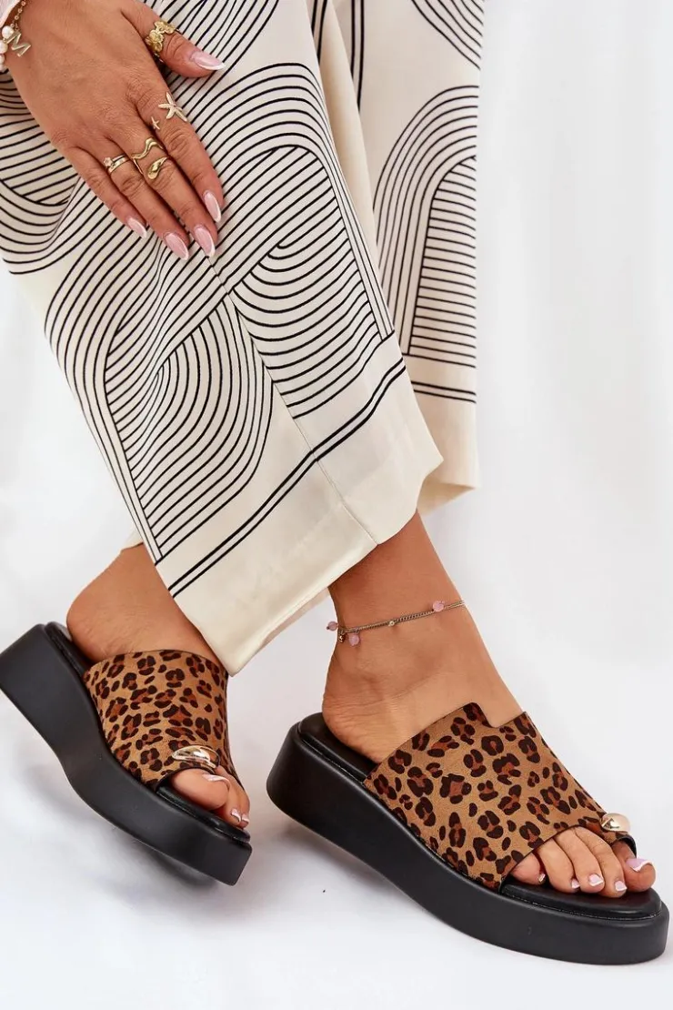 Damskie Boto Klapki Damskie Na Platformie I Niskim Koturnie Z Ozdobnym Detalem Panterka Brązowe Saqesse