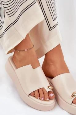 Damskie Boto Klapki Damskie Na Platformie I Niskim Koturnie Z Ozdobnym Detalem Beżowe Saqesse