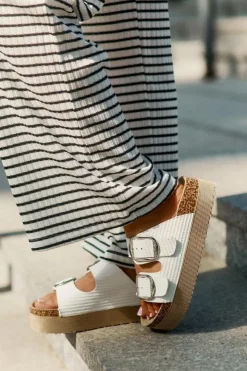 Best Lee Cooper Klapki Damskie Platformie Z Klamrami LCW-25-35-3496L Białe