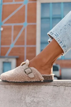 Sale Boto Klapki Damskie Z Futerkiem Typu Baranek Beżowe Lorivine Beżowy