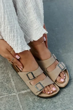 Outlet Evento Klapki Damskie Z Klamrami Na Korkowej Platformie Beżowe Galurena