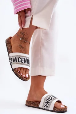 Clearance Evento Klapki Na Korku Z Cyrkoniami Białe Be Nice