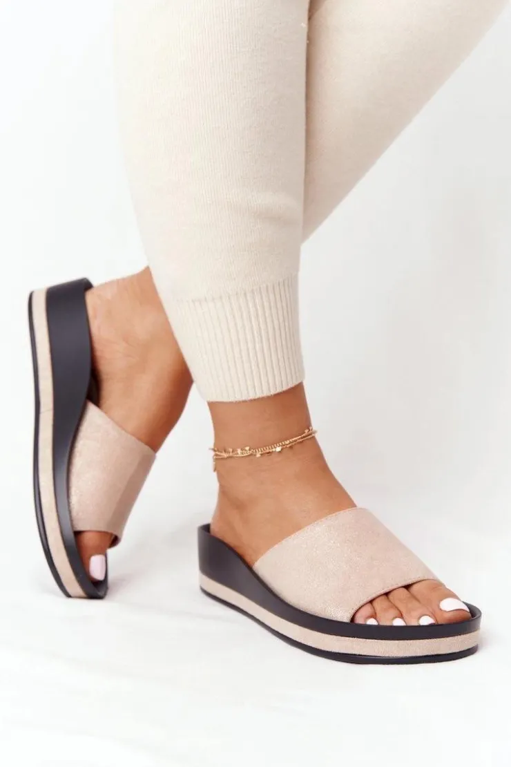 Damskie Buty damskie Vinceza Klapki Na Koturnie Vinceza 21-17113 Beżowo-Złote