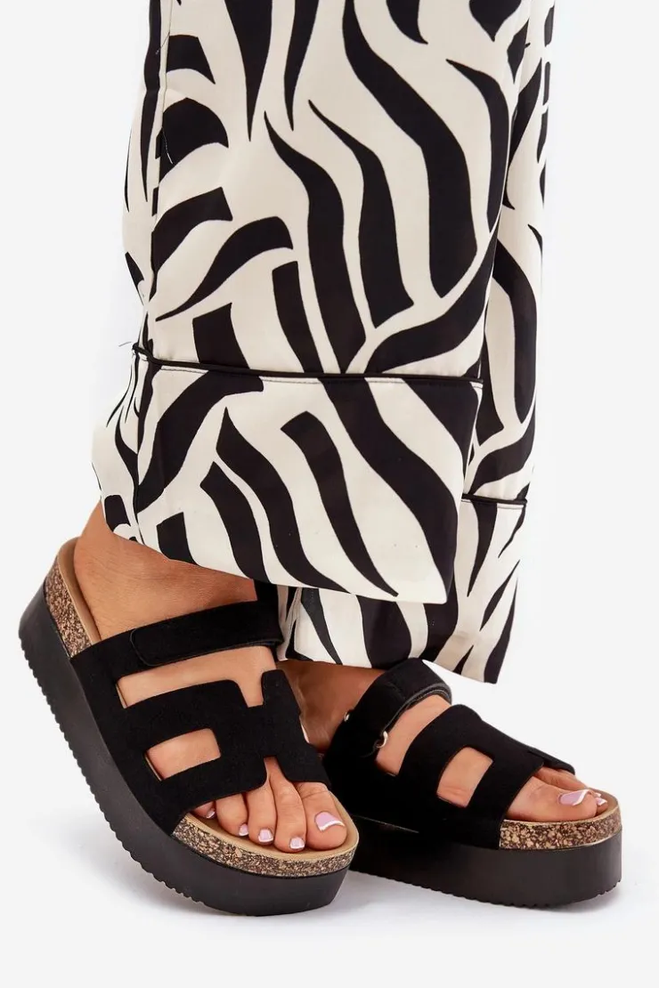 Damskie Boto Klapki Na Masywnej Platformie Czarne Daldiva