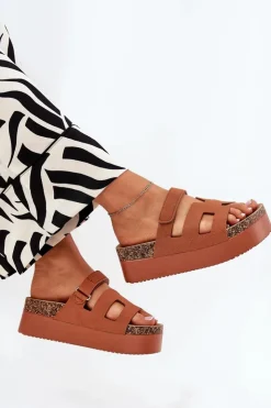 Clearance Boto Klapki Na Masywnej Platformie Camel Daldiva