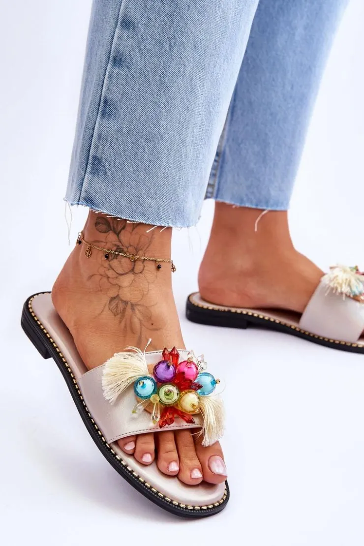 Outlet Damskie buty S.Barski Klapki Z Ozdobnymi Koralikami S.Barski KV-2775-47 Nude Beżowy