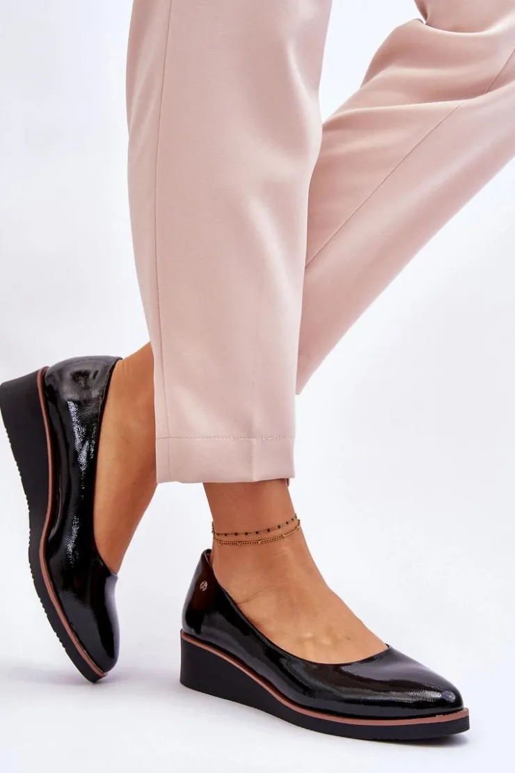 Damskie Buty damskie Vinceza Klasyczne Lakierowane Czółenka Na Koturnie Czarne Paola