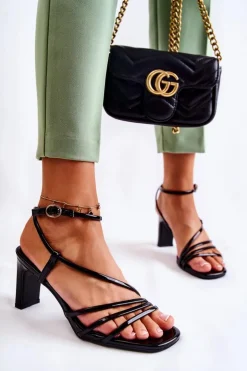 Boto Sandały Na Obcasie*Klasyczne Lakierowane Sandały Na Obcasie Czarne Milani Czarny