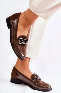 Damskie Laura Messi Klasyczne Mokasyny Z Łańcuchem 2531 Brązowe