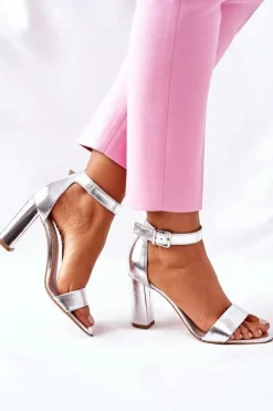 Damskie Laura Messi Klasyczne Skórzane Sandały Na Słupku 1760 Srebrne