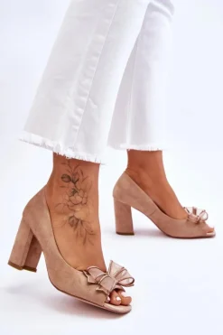 Online Damskie buty S.Barski Klasyczne Zamszowe Czółenka Z Kokardą Beżowe Corey