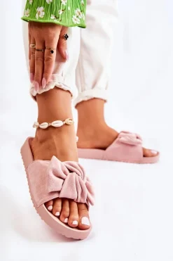 Sale Evento Klasyczne Zamszowe Klapki Z Kokardą Różowe Hayle