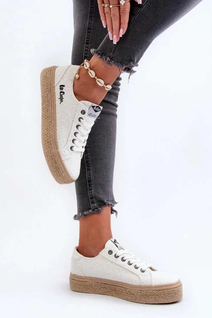 Discount Lee Cooper Koronkowe Trampki Damskie Z Plecionką LCW-24-44-2425 Białe