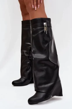 Best Boto Kozaki Damskie Na Koturnie Z Paskiem I Srebrnym Detalem Eko Skórzane Czarne Korivelle Czarny