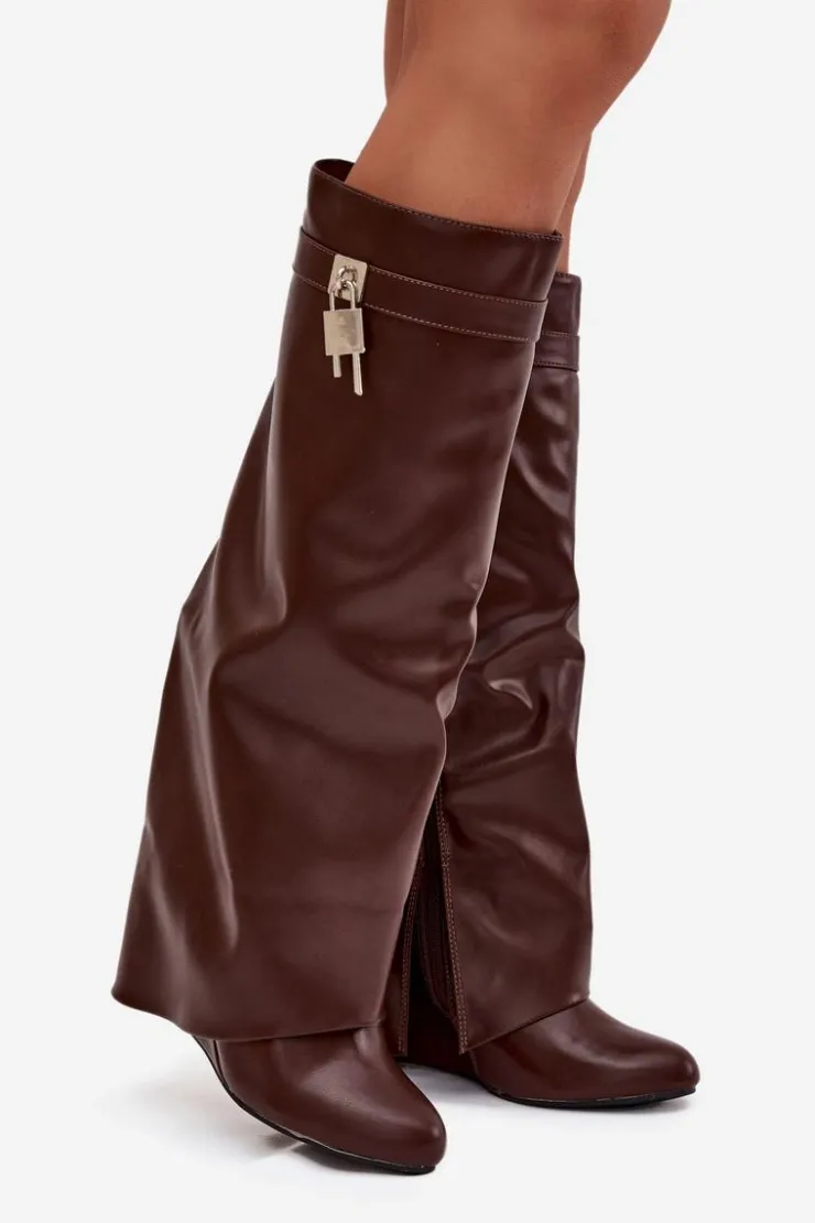 Damskie Boto Kozaki Damskie Na Koturnie Z Paskiem I Srebrnym Detalem Eko Skórzane Brązowe Korivelle