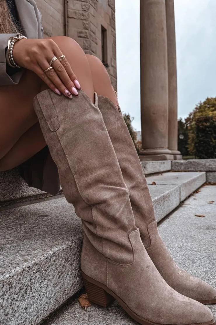 Boto Kozaki Na Słupku|Kozaki Przed Kolano*Kozaki Kowbojki Damskie Na Obcasie Z Eko Zamszu Beżowe Esmira Beżowy