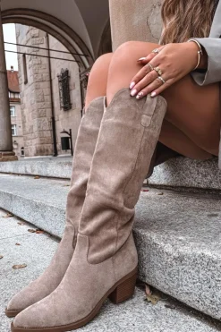 Boto Kozaki Na Słupku|Kozaki Przed Kolano*Kozaki Kowbojki Damskie Na Obcasie Z Eko Zamszu Beżowe Esmira Beżowy