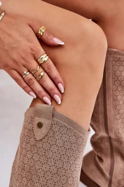 Damskie Damskie buty S.Barski Kozaki Na Płaskim Obcasie Z Ażurowym Wzorem S.Barski HY51-062 Beżowe