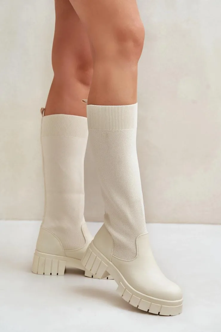 Damskie Boto Kozaki Z Elastyczną Cholewką Na Płaskim Obcasie Jasnobeżowe Mesidra