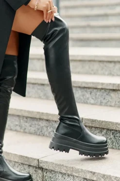 Sale Boto Kozaki Za Kolano Na Masywnej Platformie Czarne Zinera