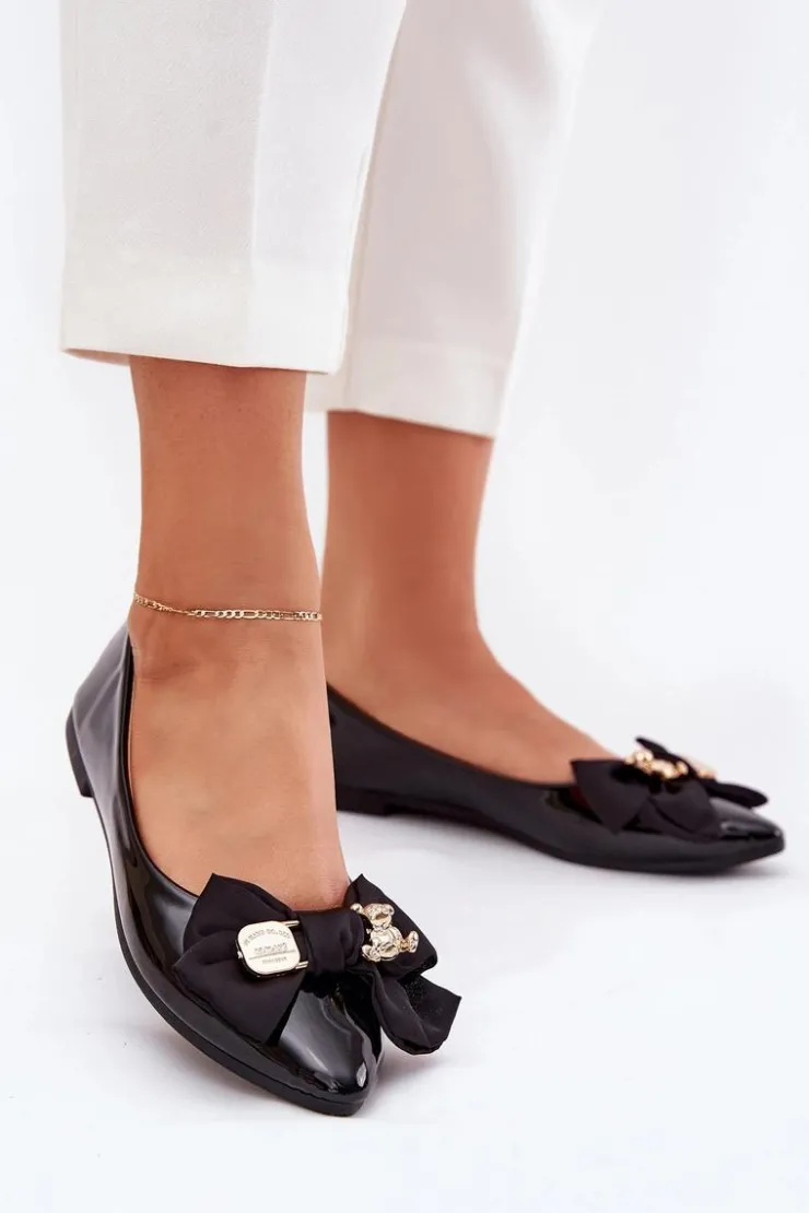 Damskie Boto Lakierowane Baleriny Z Kokardą I Złotą Broszką Czarne Rivona