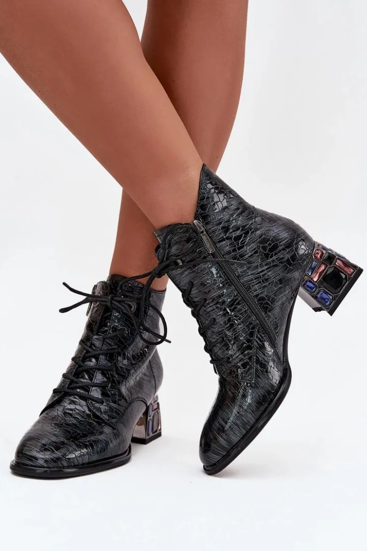 Outlet Artiker Lakierowane Botki Damskie Z Naturalnej Skóry Na Obcasie Z Kryształkami 57C0132 Szare Szary