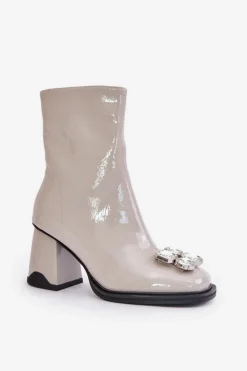 Damskie Damskie buty S.Barski Lakierowane Botki Damskie Na Słupku Z Ozdobą D&A MR880-019 Jasnoszare