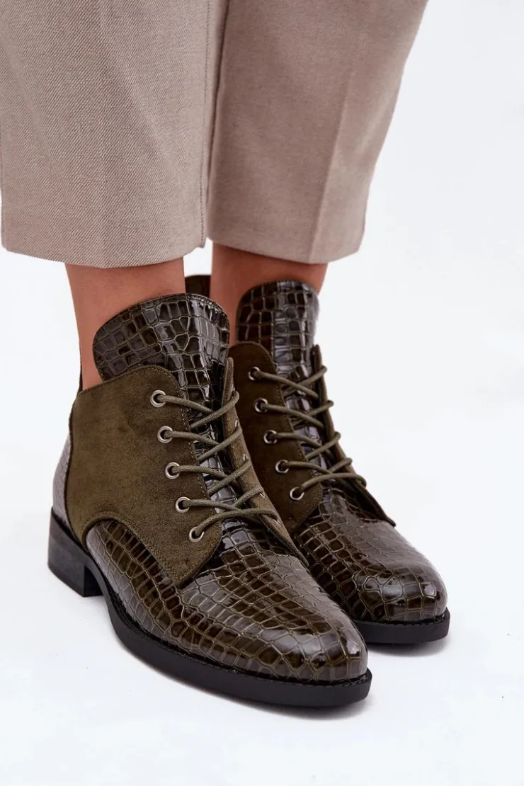 Buty damskie Vinceza Lakierowane Botki Damskie Z Ozdobnym Tłoczeniem Ocieplane Vinceza 16477 Ciemnozielone Zielony