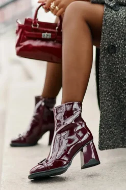 Damskie buty S.Barski Botki Na Obcasie*Lakierowane Botki Na Słupku Ocieplane Z Ozdobą D&A MR880-021 Bordowe