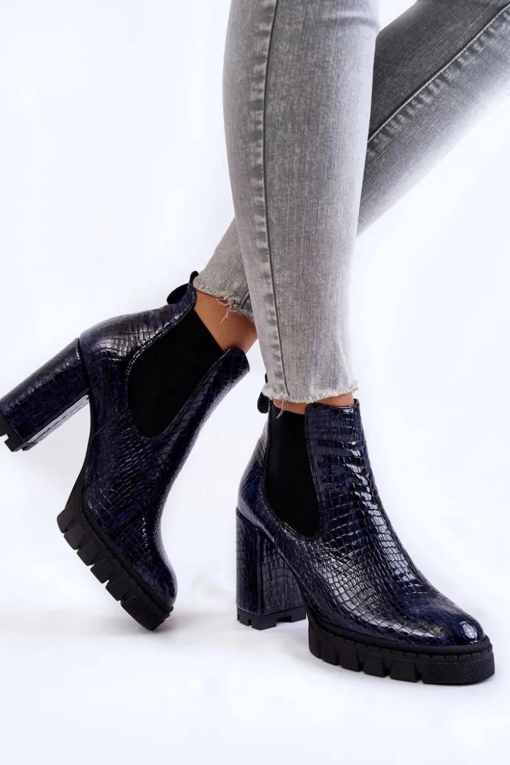 Sale Boto Lakierowane Botki Wężowy Wzór Na Słupku Granatowe Eldey