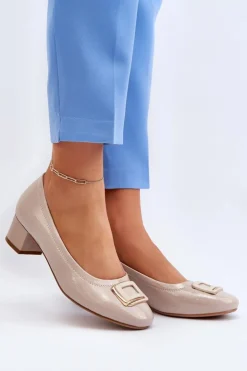 Damskie Buty damskie Vinceza Lakierowane Czółenka Na Klocku Z Ozdobą Beżowe Enollia