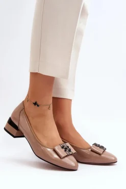 Outlet Buty damskie Vinceza Lakierowane Czółenka Na Klocku Beżowe Ilvanna