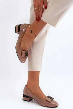 Outlet Buty damskie Vinceza Lakierowane Czółenka Na Klocku Beżowe Ilvanna